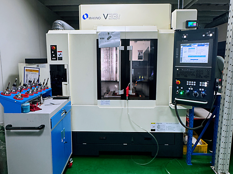 Makino-CNC-machine